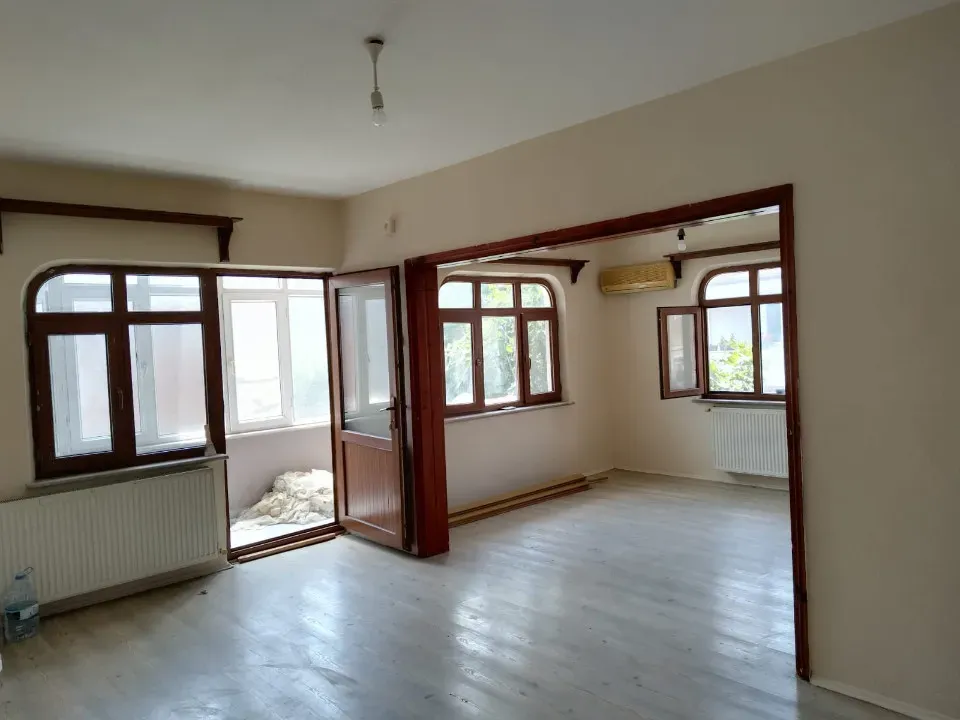 ARABACI ALANINDA 2 ADET DAİRE 1 ADET DUKKAN SATILIK