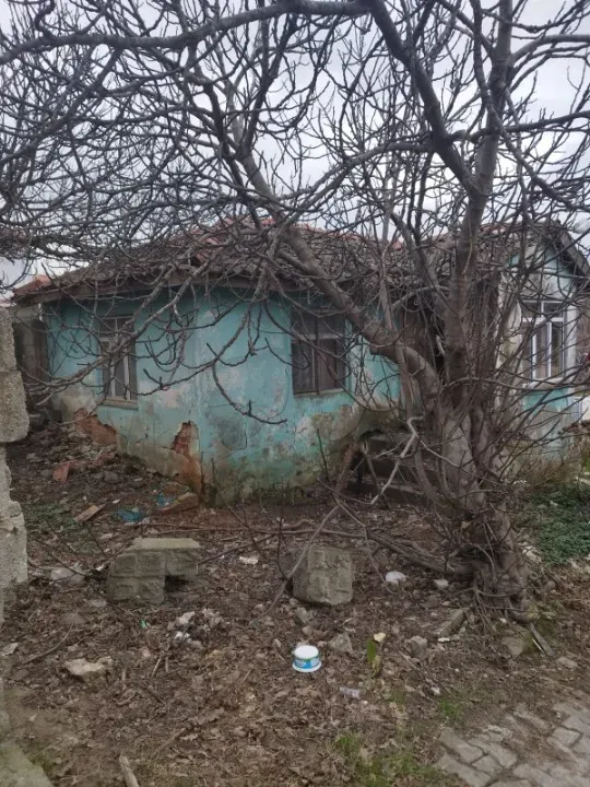 Çatalca Kalfa MH. müstakil tapulu gecekondu