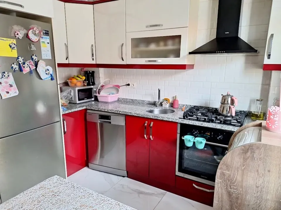 SERDİVAN MERKEZDE SATILIK 2+1 DAİRE