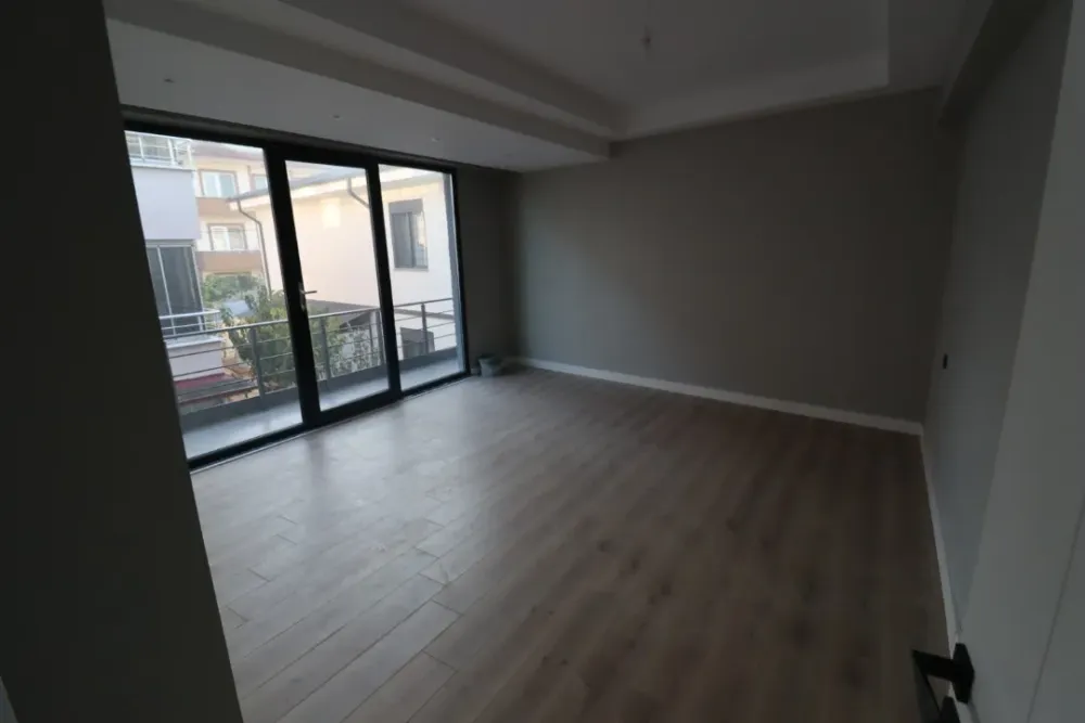 BEYKENT'TEN SERDİVAN DA KİRALIK MANZARALI GENİŞ TERASLI VİLLA