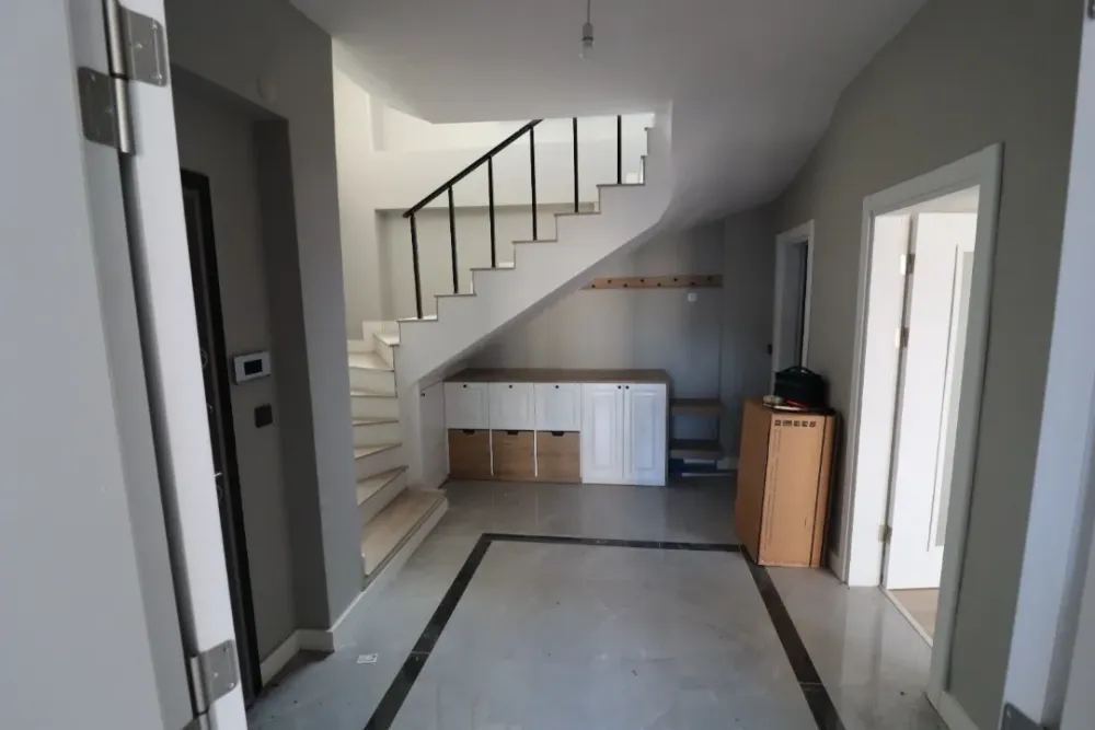 BEYKENT'TEN SERDİVAN DA KİRALIK MANZARALI GENİŞ TERASLI VİLLA