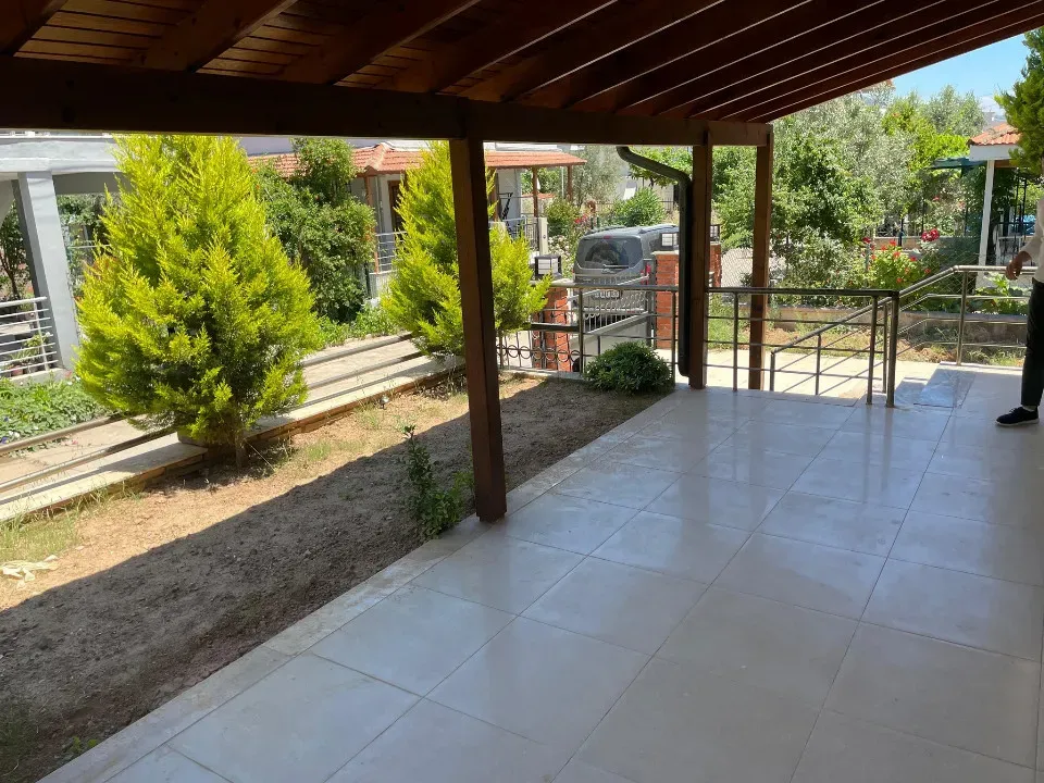 Doğanbey De Denize Yakın Tek Müstakil Bahçeli 3+1 Villa