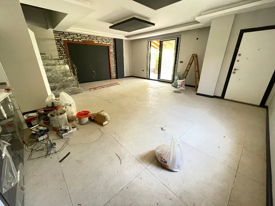 Doğanbey De Denize Yakın Tek Müstakil Bahçeli 3+1 Villa