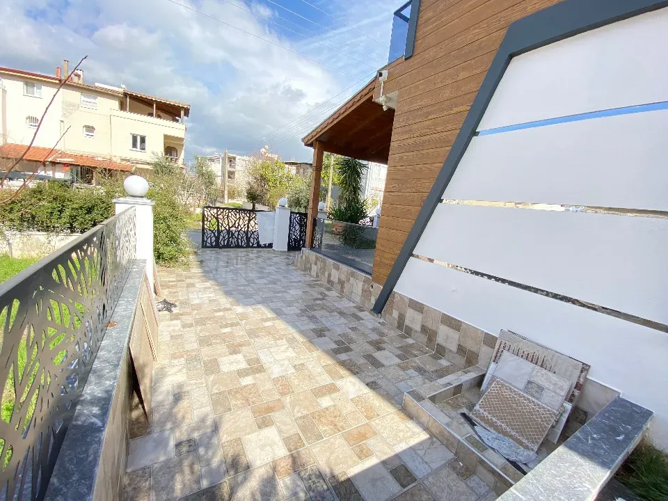 Seferihisar Payamlı Da Deniz Tarfında Satılık 3+1 Villa