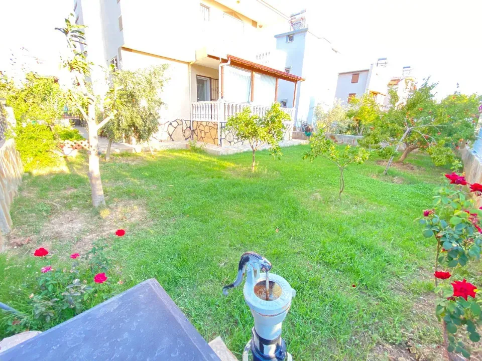 Ürkmez De Tek Mustakil Deniz Tarafı Ultra Lükx Satılık 4+2 Villa