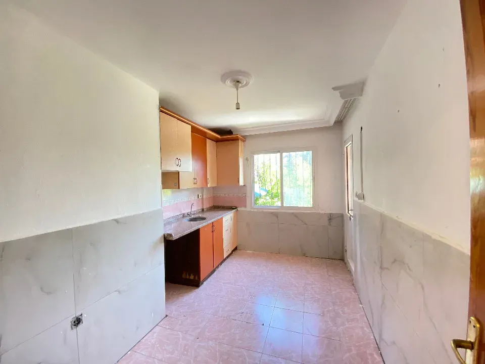 Ürkmez'de Plaja 300M Mesafede 130M2 Ayrı Mutfaklı Satılık 3+1 Daire