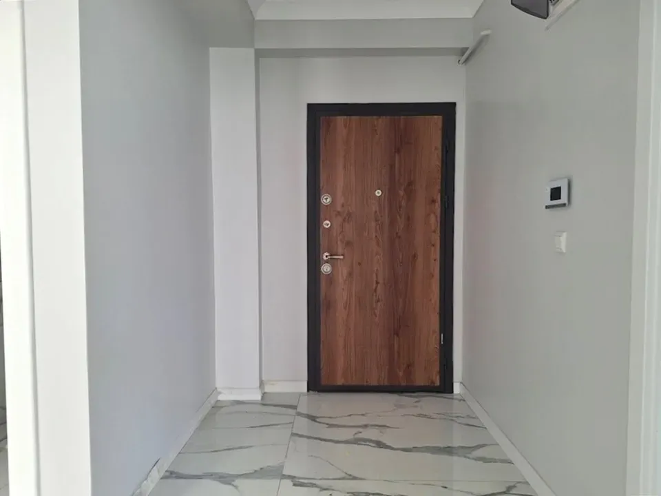 ADAPAZARI TEKELER MAHALLESİNDE KİRALIK 3+1 DAİRE