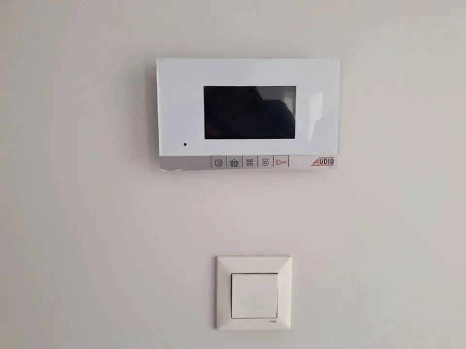 ADAPAZARI TEKELER MAHALLESİNDE KİRALIK 3+1 DAİRE