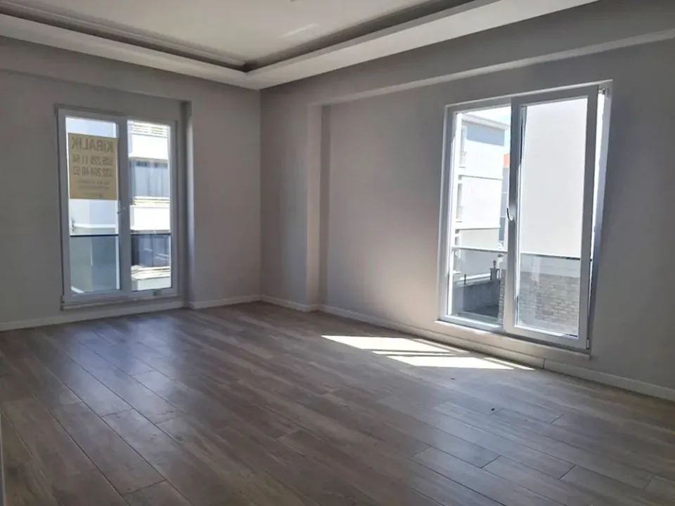 ADAPAZARI TEKELER MAHALLESİNDE KİRALIK 3+1 DAİRE