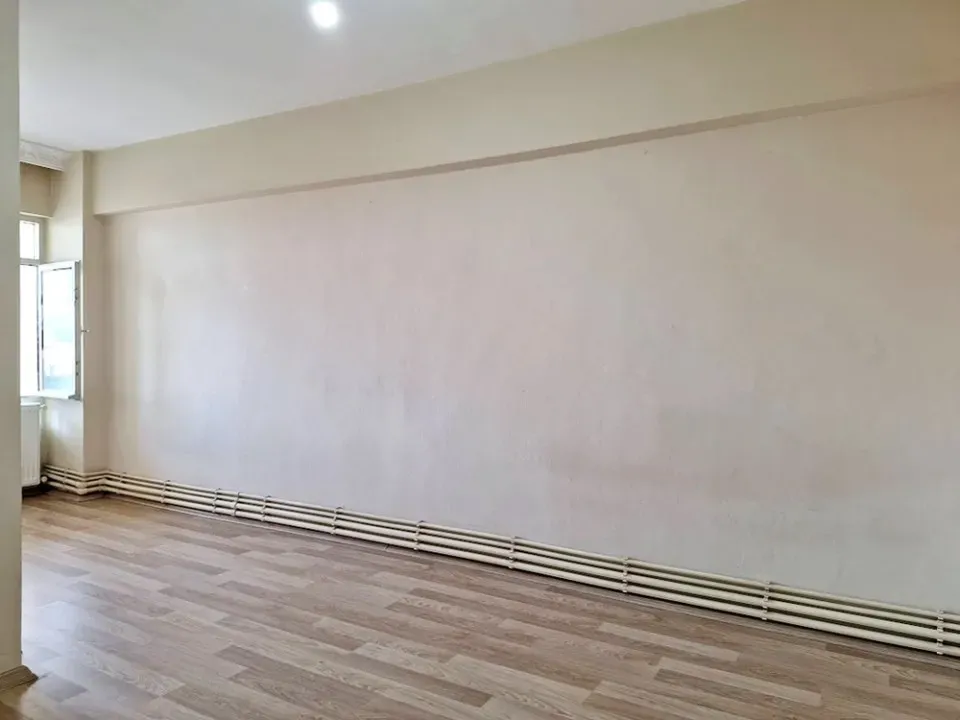 ADAPAZARI MERKEZDE KİRALIK 3+1 DAİRE