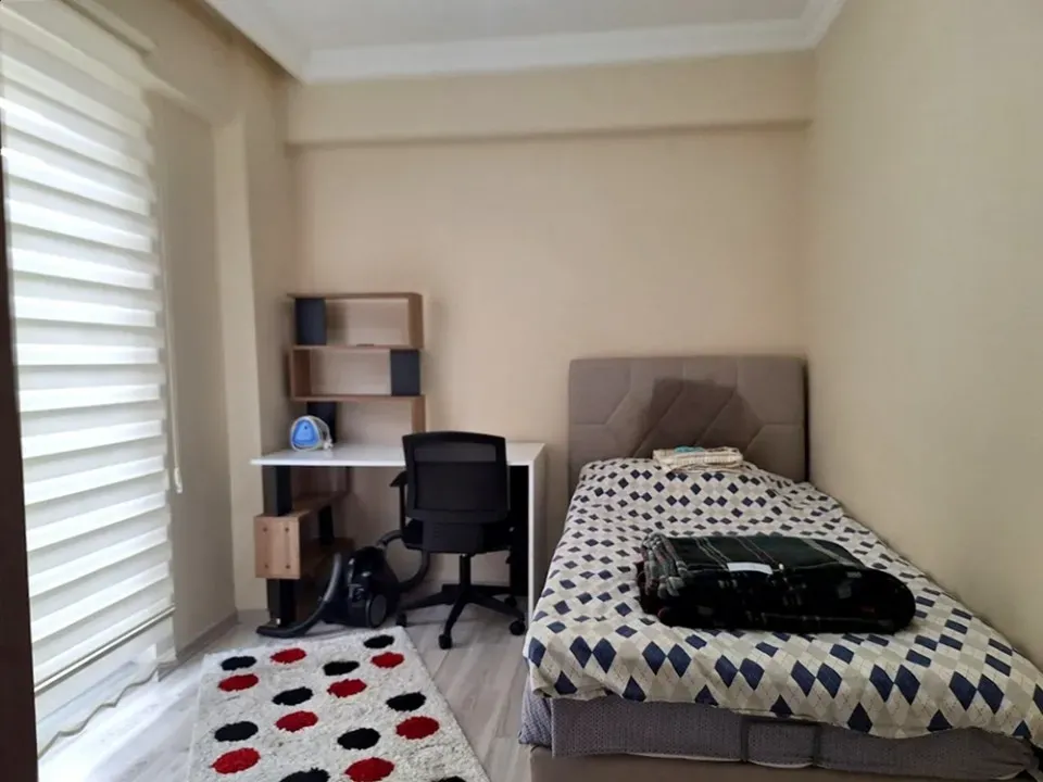 SERDİVAN KEMALPAŞA MAHELLESİNDE KİRALIK 3+1 FULL EŞYALI DAİRE