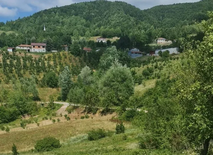 ANAYOL KENARI SATILIK KONUT İMARLI ARSA