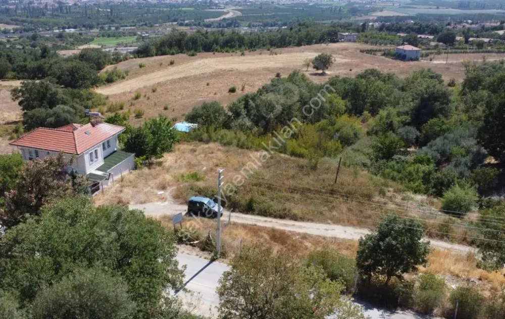 GEYVE DÜZAKÇAŞEHİR'DE 519 m² YATIRIM DEĞERİ YÜKSEK BÖGEDE İMARLI ARSA