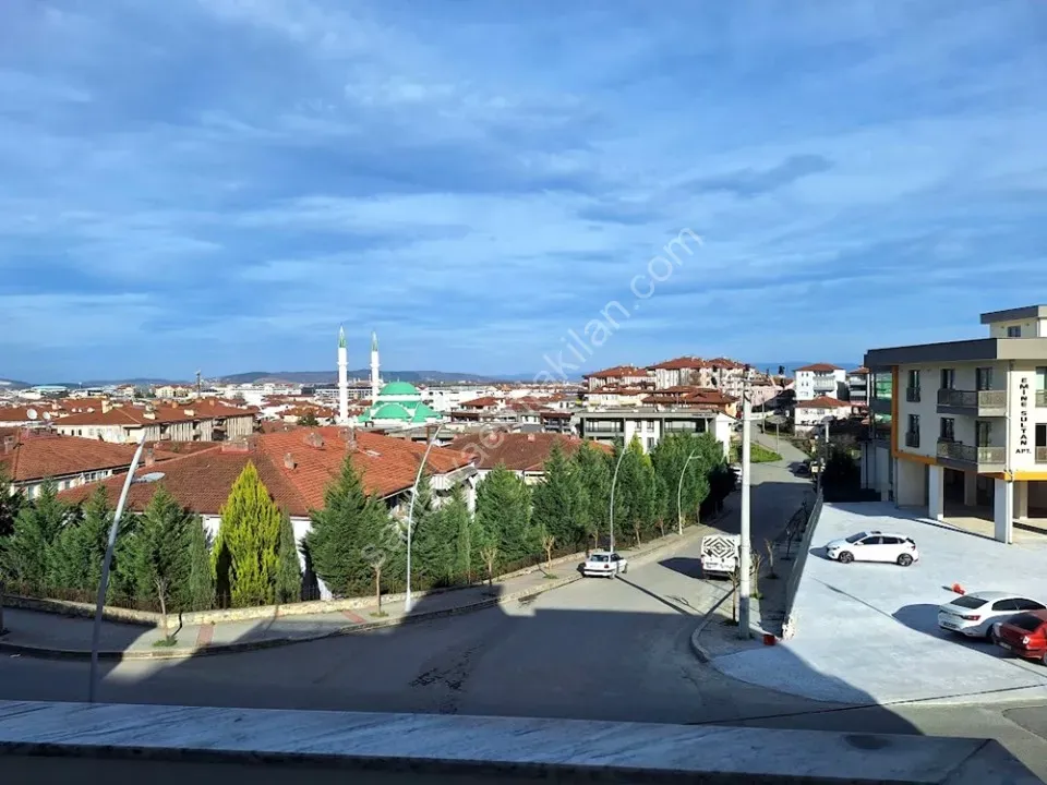 SERDİVAN MERKEZDE SATILIK 2+1 DAİRE