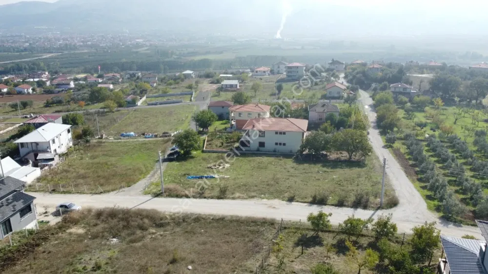 SAKARYA GEYVE DÜZAKÇAŞEHİR MAH.350 M2 KONUT İMARLI ARSA