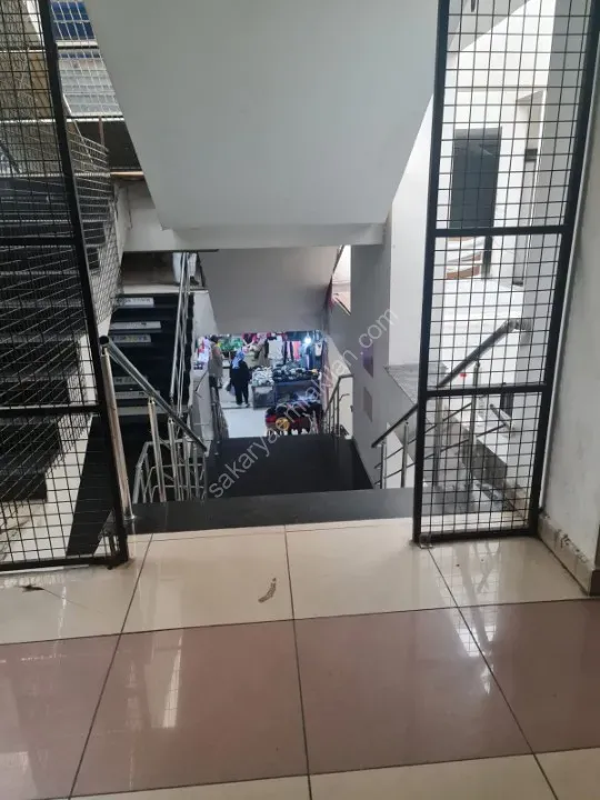 KATLIPAZAR YERİNDE SATILIK DÜKKAN