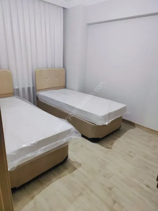 AKYAZI ÜNİVERSİTE BÖLGESİNDE YÜKSEK GİRİŞ 1 + 1 SATILIK DAİRE