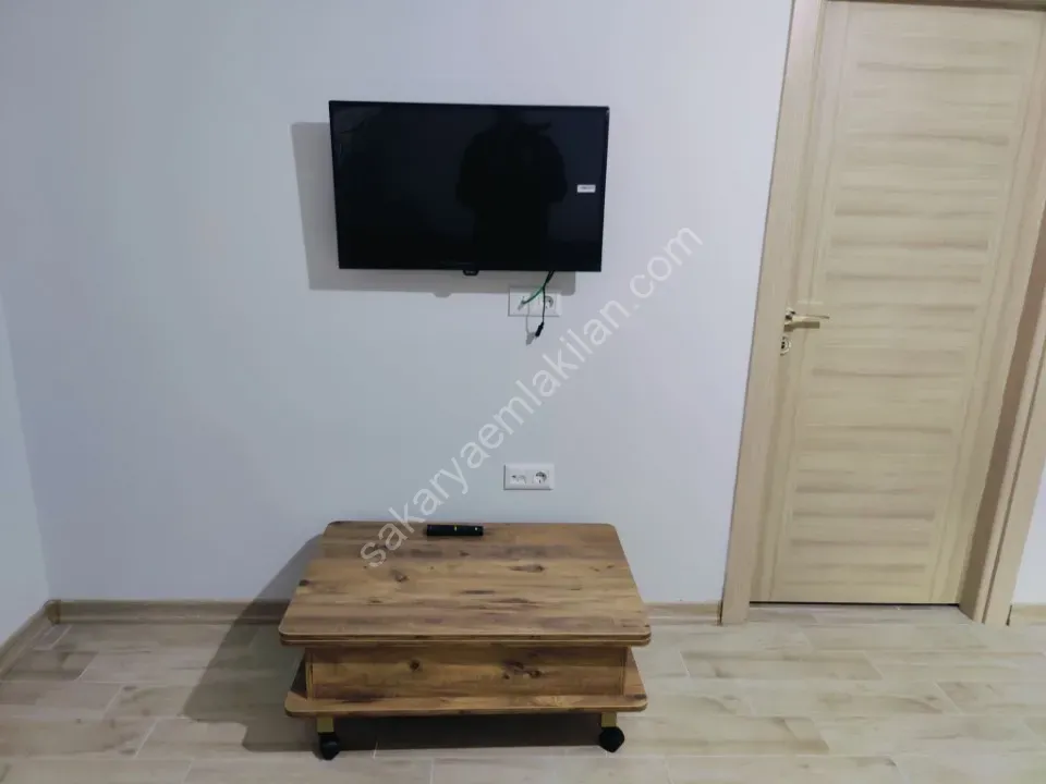 AKYAZI ÜNİVERSİTE BÖLGESİNDE YÜKSEK GİRİŞ 1 + 1 SATILIK DAİRE