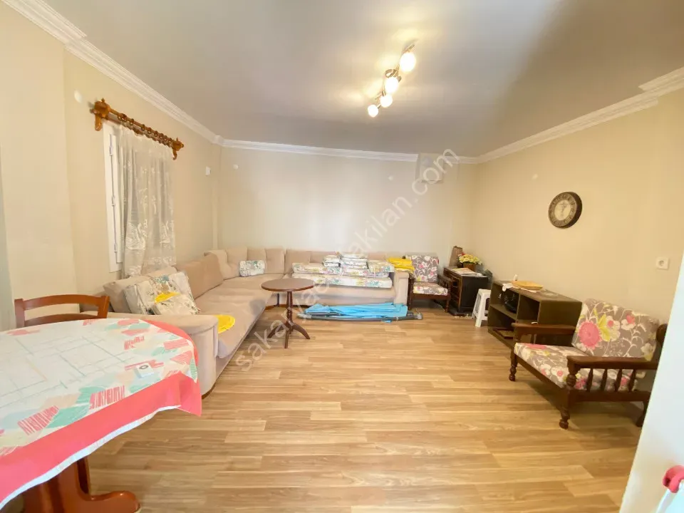 Seferihisar Ürkmez'de Plajına 50M Deniz Tarafı Satılık 3+1 Villa