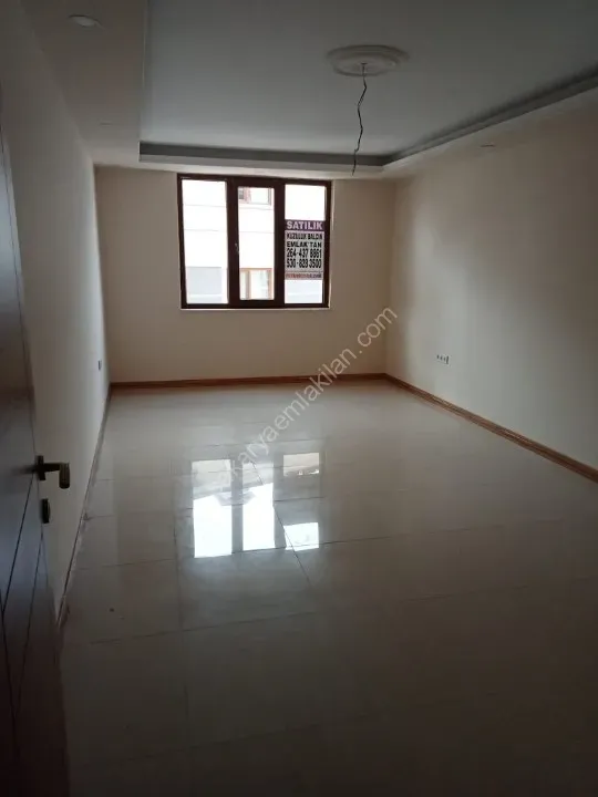 Akyazı satılık ofis