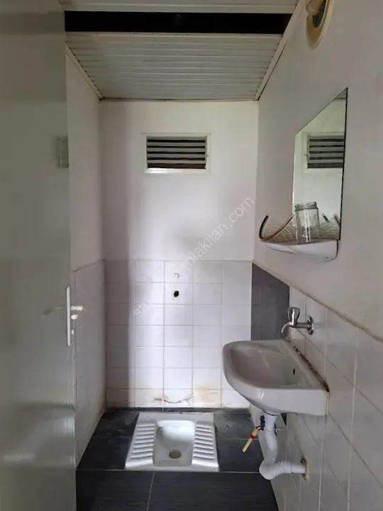 ADAPAZARI KARAMAN MAHALLESİNDE SATILIK 3+1 DAİRE