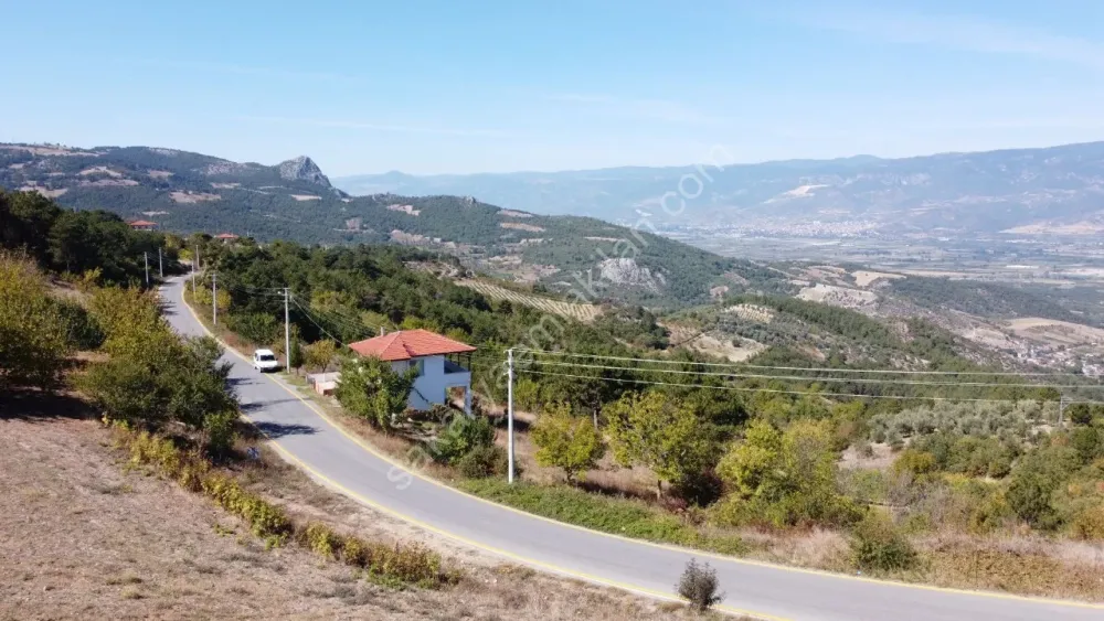 GEYVE CECELER KÖYÜNDE 508 m² ASFALTA CEPHE ELEKTRİK SU DİBİNDE HOBİ BAHÇESİ