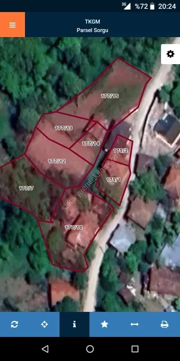 GEYVE AKINCI KÖYÜNDE 451 m² % 40 - 2 KAT KONUT İMARLI MANZARALI FIRSAT ARSA