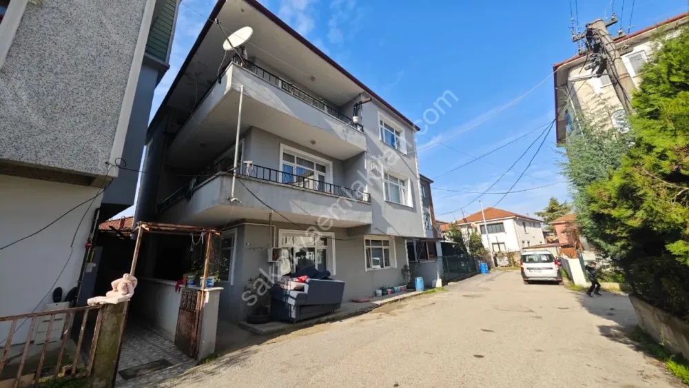 AYDIN EMLAK'TAN SATILIK BİNA 3 KATLI / 3 DAİRELİ KONURALP MAH./AKYAZI