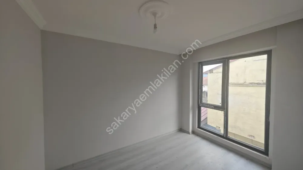 EŞYALI 1+1 KİRALIK DAİRE AKYAZI / YENİ MAHALLE