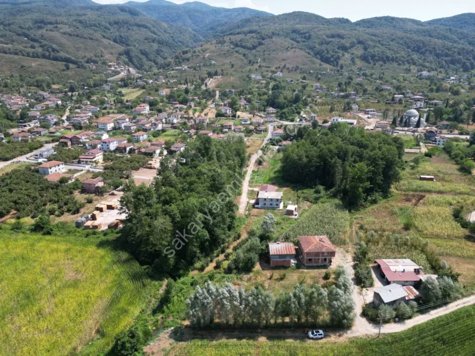 SATILIK %60 KONUT İMARLI KÖŞE PARSEL 689 m2 CUMHURİYET / ALTINDERE