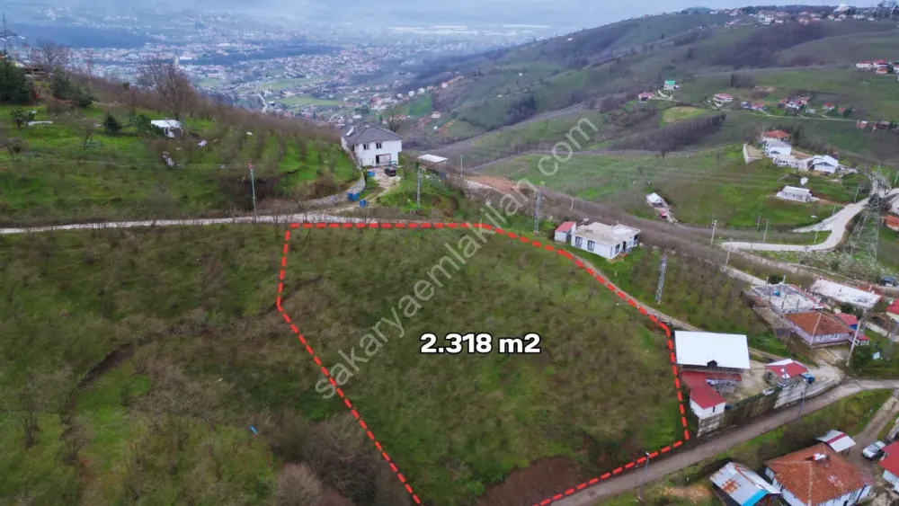 AKYAZI YENİKÖYDE 2.318 m2 KONUT İMARLI ARSA SATILIK