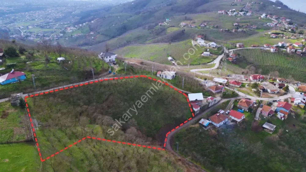 YENİKÖY / AKYAZI 2.033 m2 KONUT İMARLI ARSA SATILIK