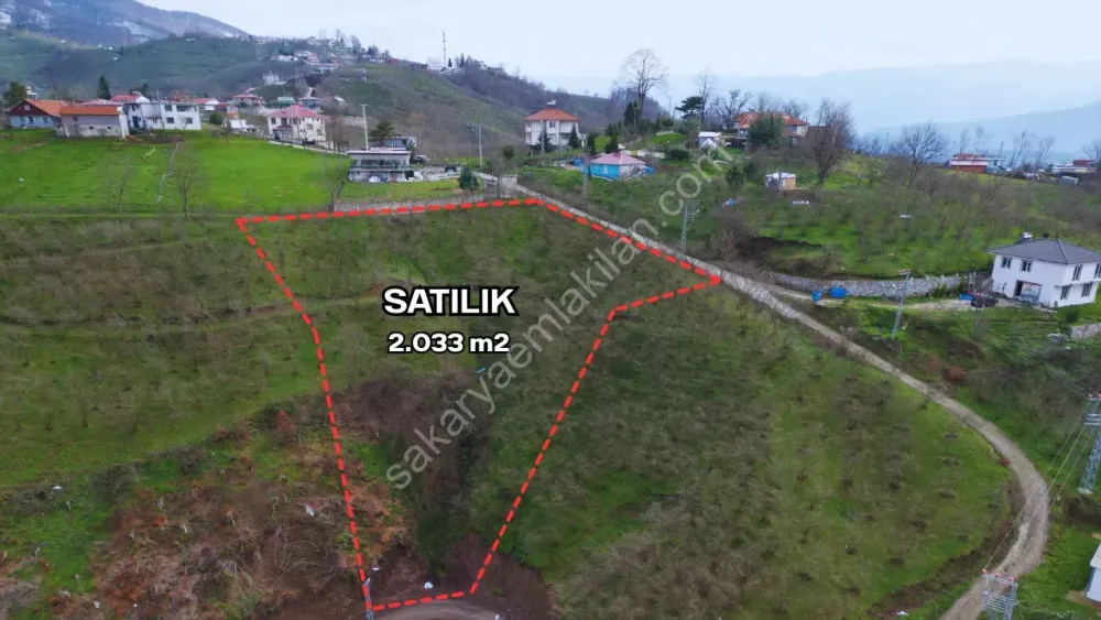YENİKÖY / AKYAZI 2.033 m2 KONUT İMARLI ARSA SATILIK