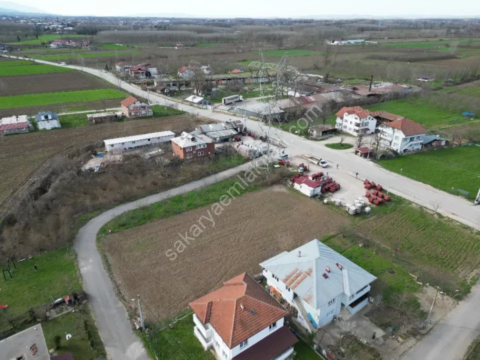 875 m2 İMARLI ARSA SATILIK ALTINDERE YOLU ÜZERİ / HARUNUSTA