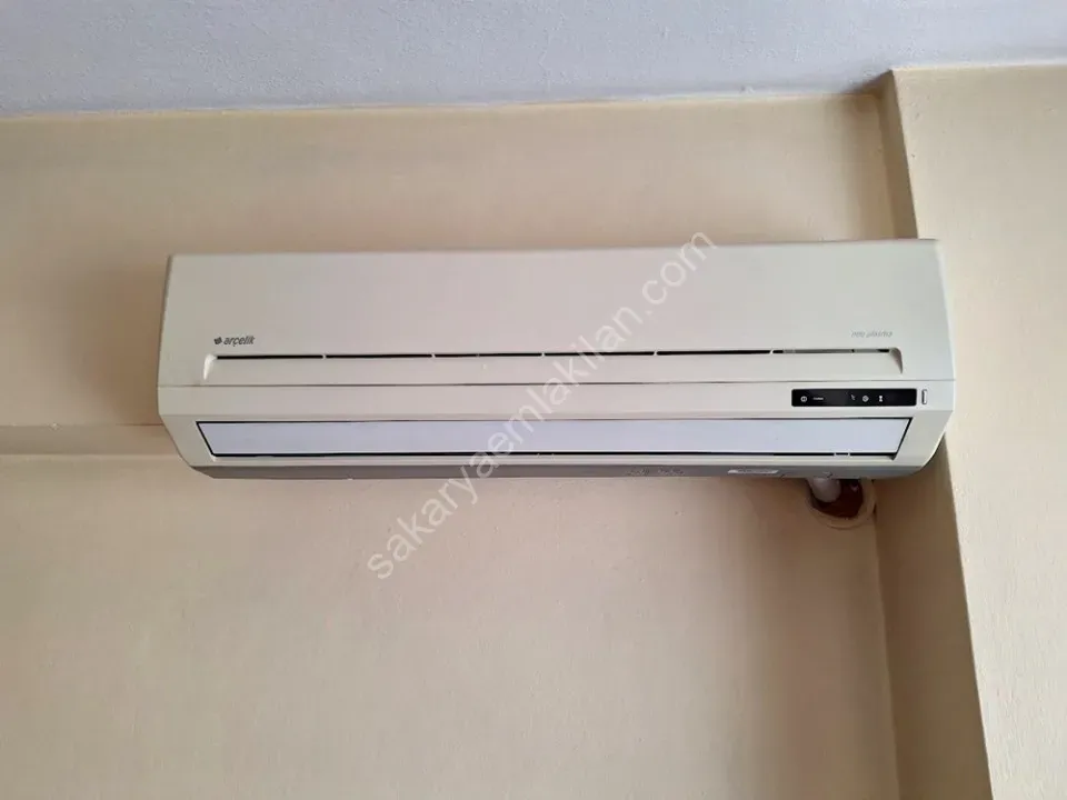 ADAPAZARI YENİDOĞAN MAHALLESİNDE KİRALIK EŞYALI 3+1 DAİRE