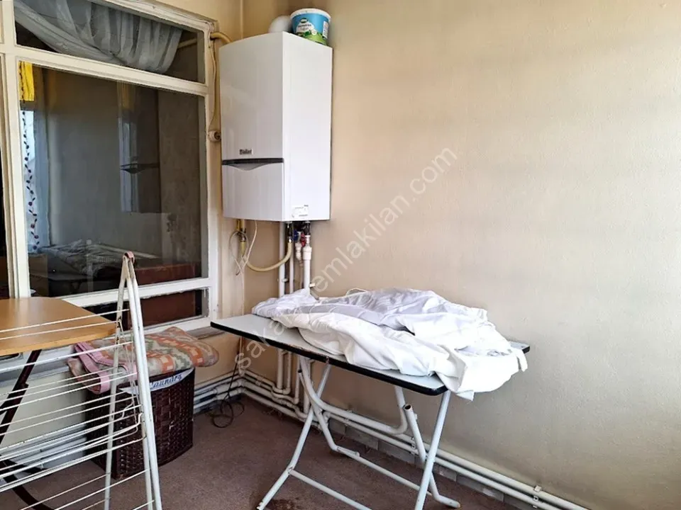 ADAPAZARI YENİDOĞAN MAHALLESİNDE KİRALIK EŞYALI 3+1 DAİRE