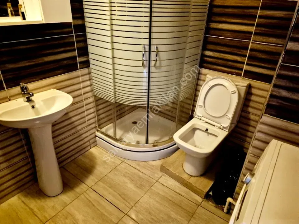 ADAPAZARI MERKEZDE KİRALIK EŞYALI STÜDYO DAİRE