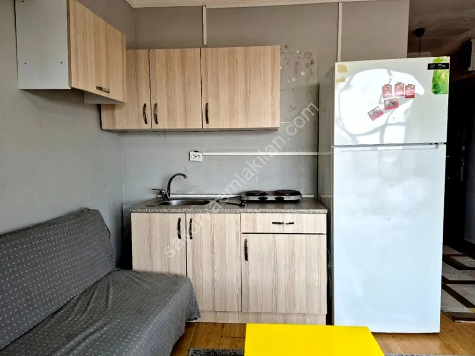 ADAPAZARI MERKEZDE KİRALIK EŞYALI STÜDYO DAİRE
