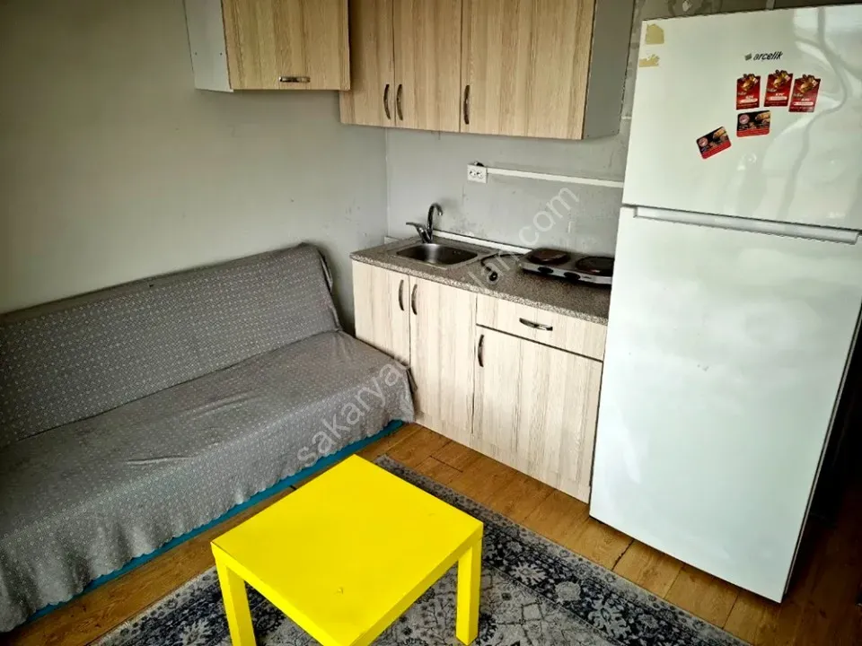 ADAPAZARI MERKEZDE KİRALIK EŞYALI STÜDYO DAİRE