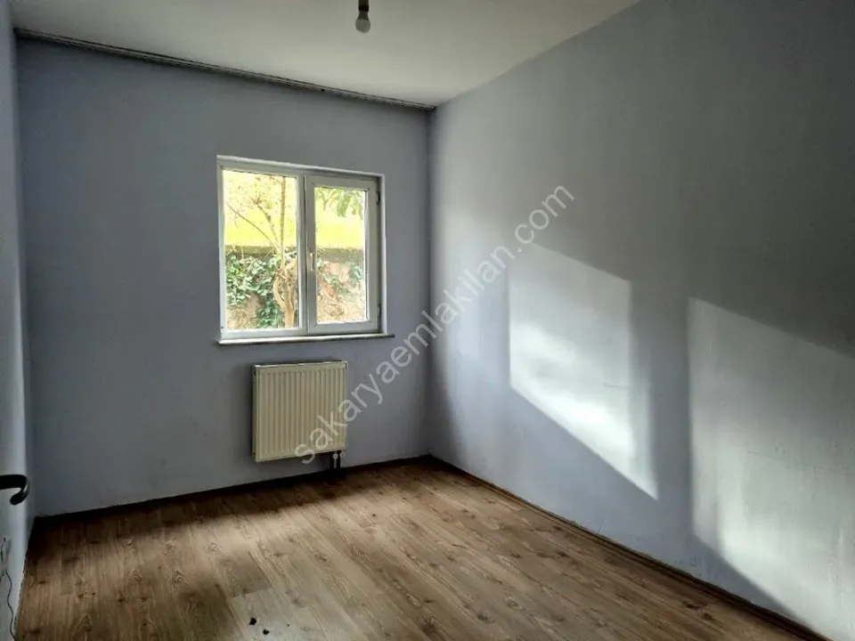 ADAPAZARI KARAMAN MAHALLESİNDE KİRALIK 3+1 DAİRE