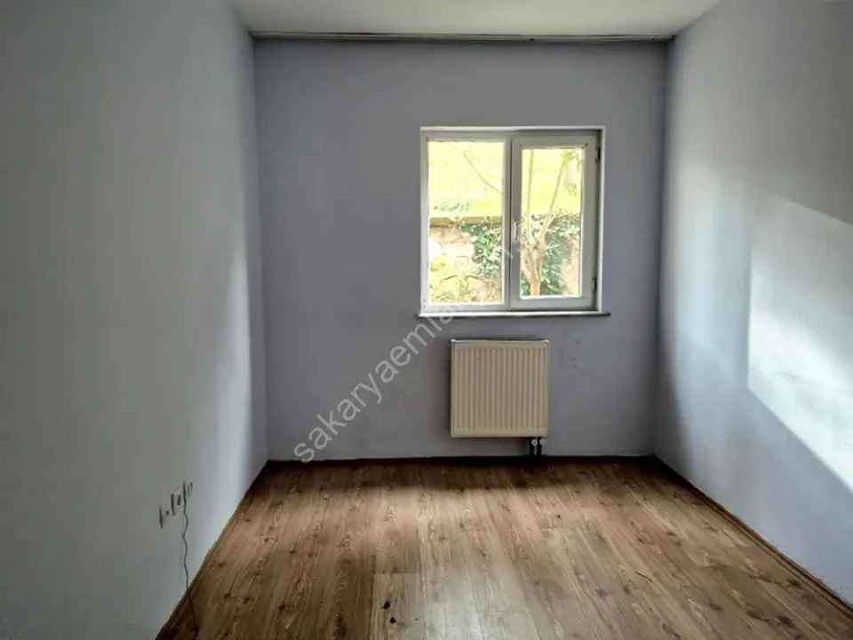 ADAPAZARI KARAMAN MAHALLESİNDE KİRALIK 3+1 DAİRE