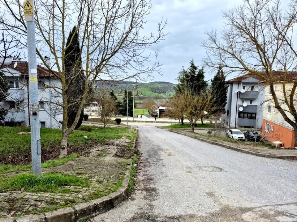 ADAPAZARI KARAMAN MAHALLESİNDE KİRALIK 3+1 DAİRE