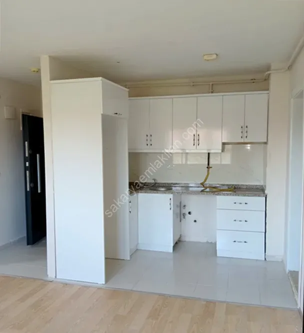 SAKARYA ADAPAZARI KORUCUK'TA SATILIK MASRAFSIZ 2+1 DAİRE