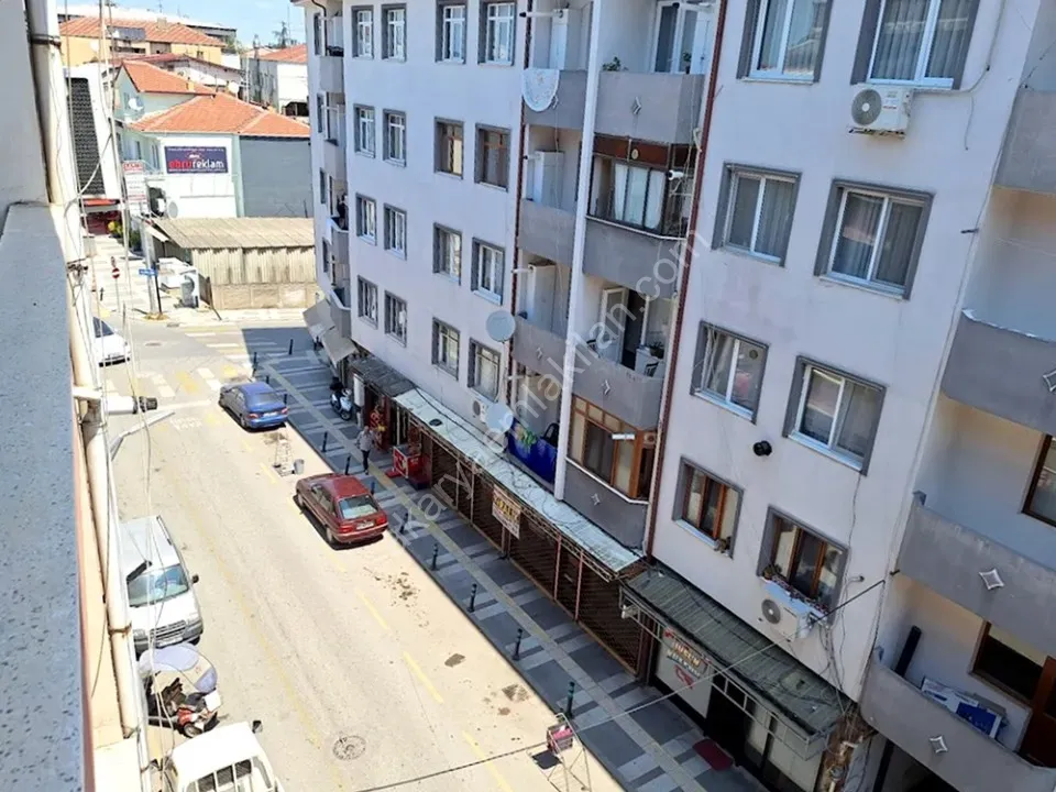 SAKARYA ADAPAZARI MERKEZDE SATILIK 3+1 DAİRE