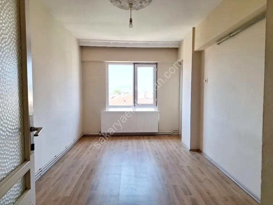 SAKARYA ADAPAZARI MERKEZDE SATILIK 3+1 DAİRE