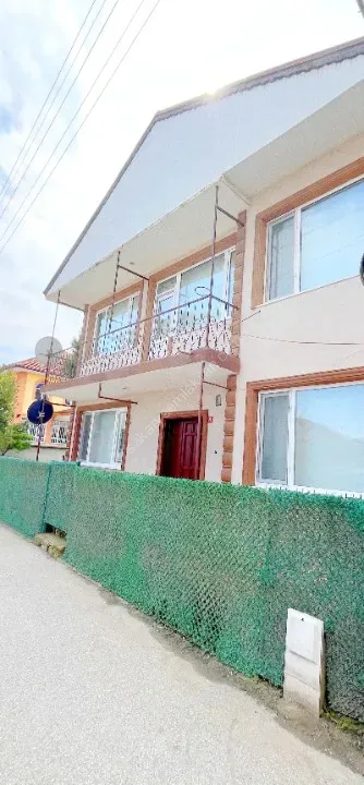 YENİGÜN'DE 230 m² ARSA'LI * İSKANLI * BETONARME KUPON MÜSTAKİL EV
