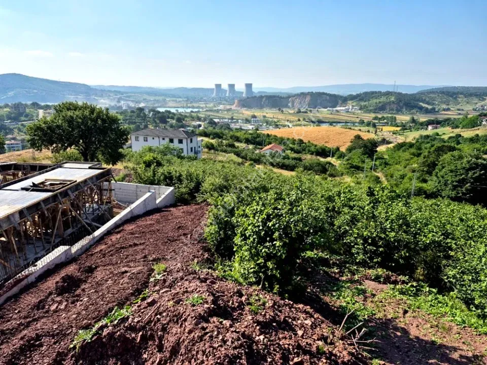 SAKARYA ADAPAZARI GÖKTEPE MAHALLESİNDE SATILIK ARSA