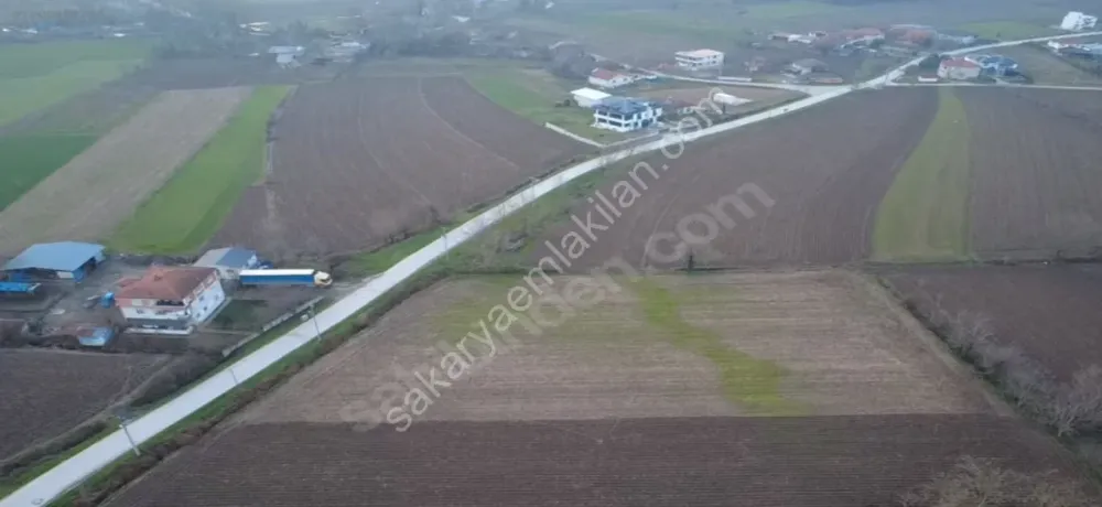 Acil İmarlı Satılık Ana Yola Cepheli Parsel