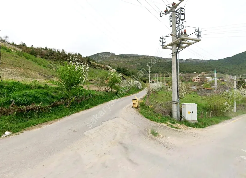SAKARYA PAMUKOVA ŞAHMELEK'TE DOĞA İLE İÇ İÇE, YATIRIMLIK ARSA