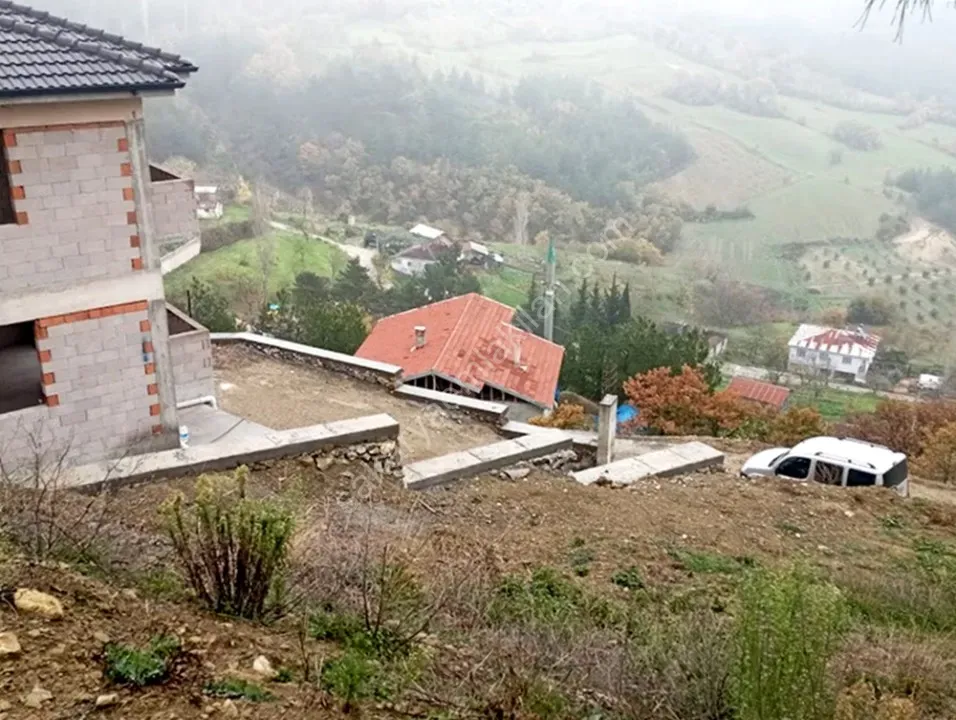 SAKARYA PAMUKOVA ŞAHMELEK'TE DOĞA İLE İÇ İÇE, YATIRIMLIK ARSA